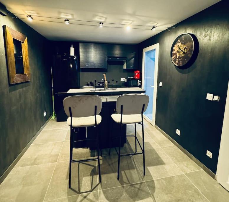 Вилла 13 Nuances De Grey Jacuzzi Марсель Экстерьер фото