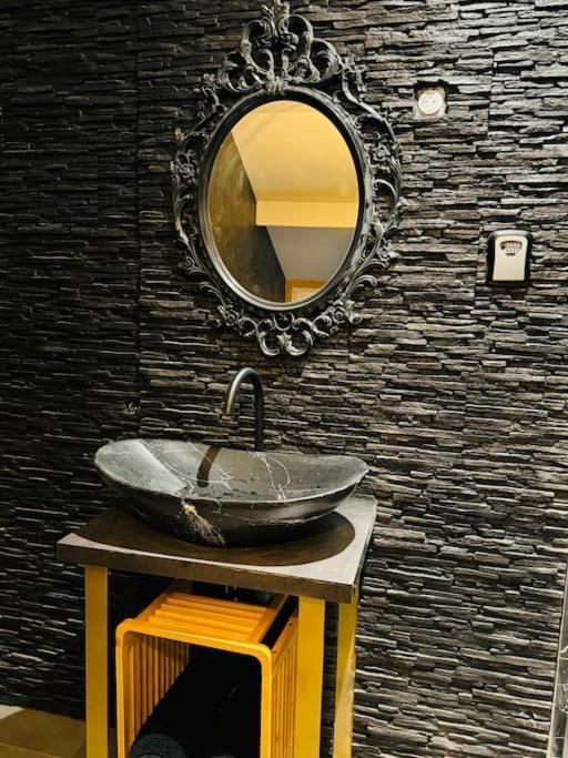 Вилла 13 Nuances De Grey Jacuzzi Марсель Экстерьер фото